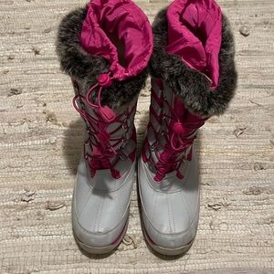 Pink snow boots